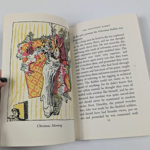 Avon Books The Velveteen Rabbit 1st Camelot Printing 1975 - Picture 10 of 10
